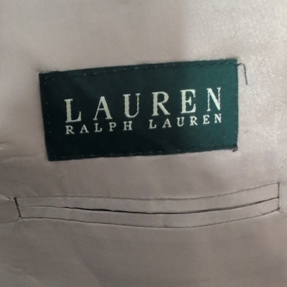 Elegant Beige Men's Blazer - Picture 5 of 10